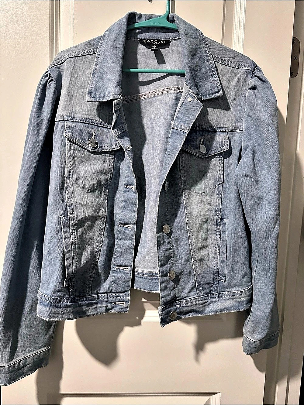 Baccini Women's Denim Jacket in Blue Size PL Like New